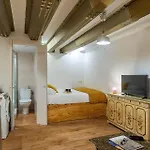 2537 - Ab Sant Antoni *